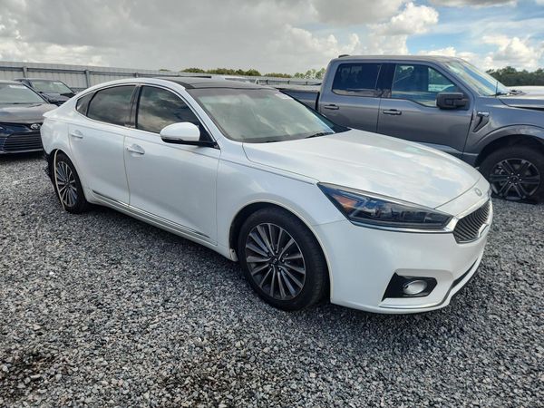 2017 KIA CADENZA
