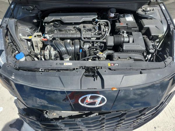 2022 HYUNDAI ELANTRA
