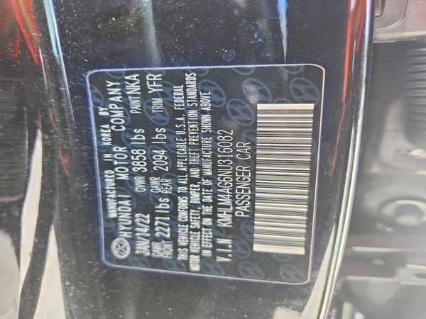 2022 HYUNDAI ELANTRA