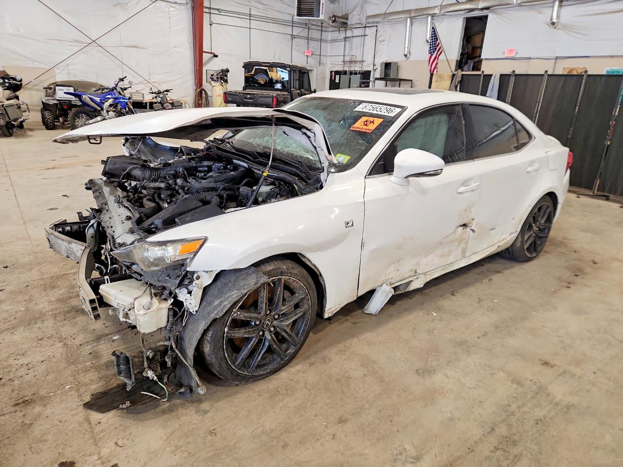 2016 LEXUS IS 300 — Front 3/4