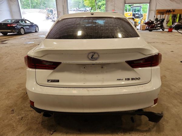2016 LEXUS IS 300 — DIRR