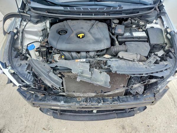 2017 KIA FORTE5