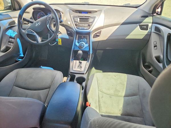 2013 HYUNDAI ELANTRA