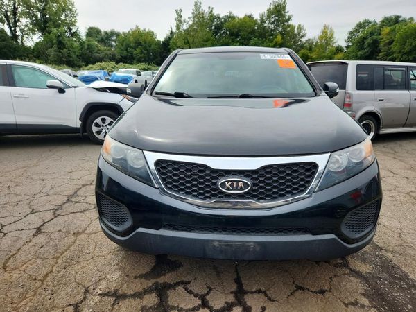 2013 KIA SORENTO Base / LX
