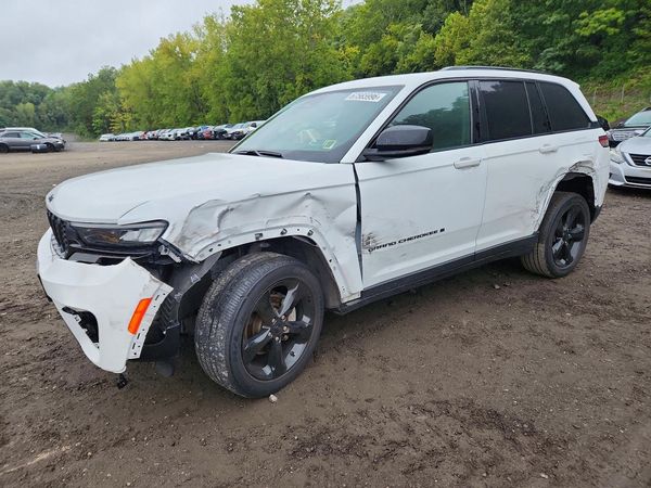 2023 JEEP GRAND CHEROKEE