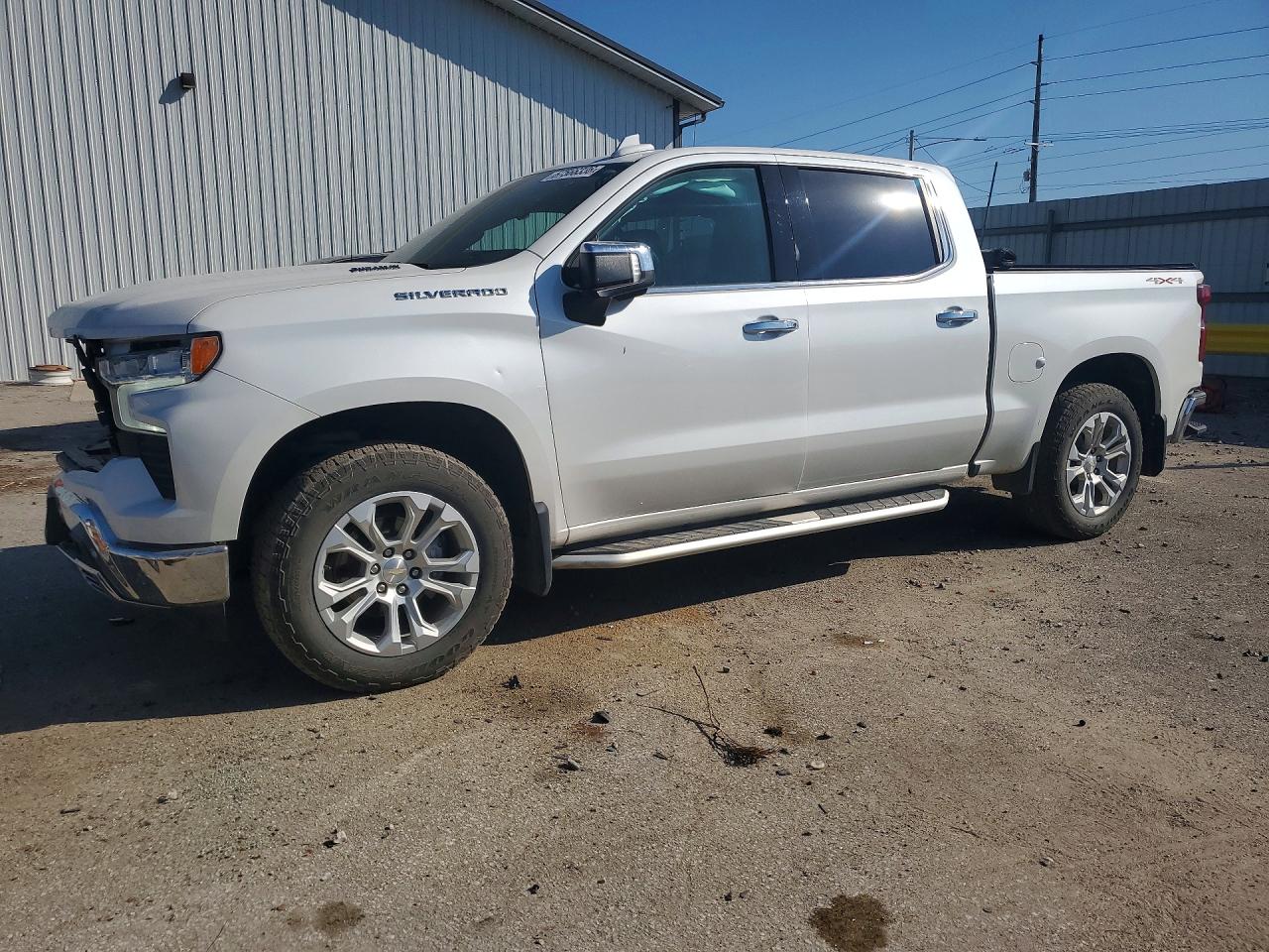 2022 CHEVROLET SILVERADO LTZ — Front 3/4