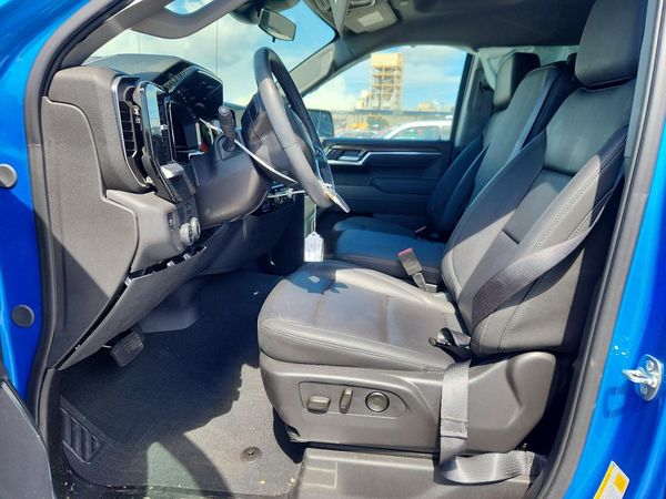 2025 CHEVROLET SILVERADO LT — DENT