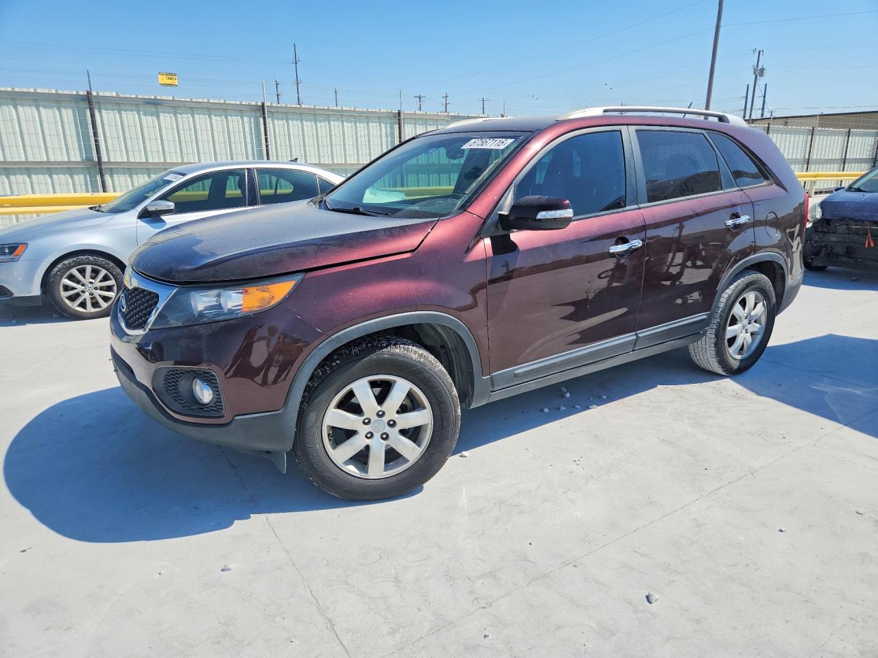 2013 KIA SORENTO Base / LX