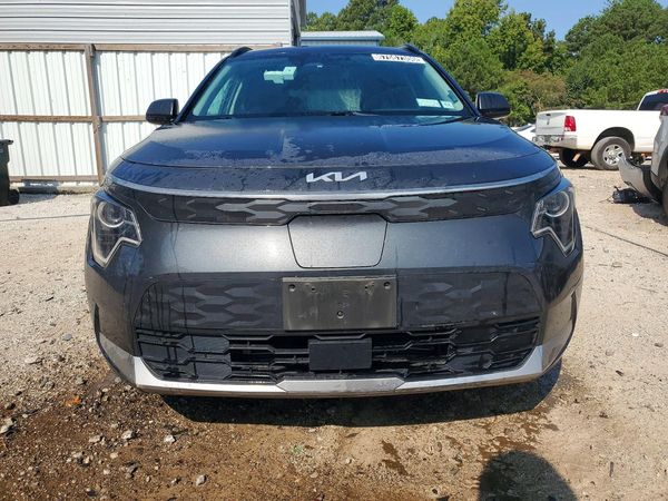 2023 KIA NIRO Wind