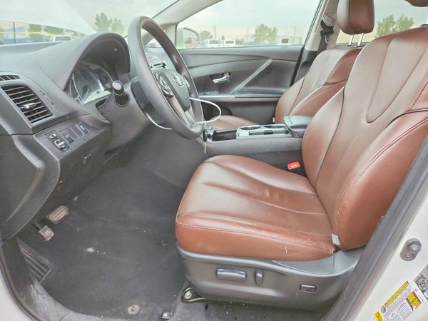 2016 TOYOTA VENZA XLE