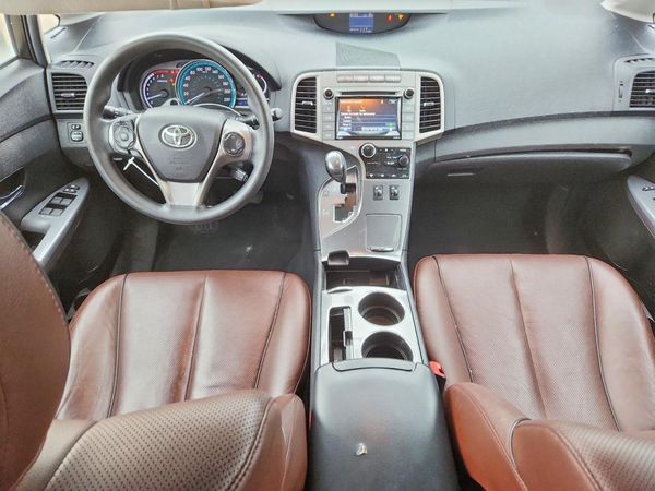 2016 TOYOTA VENZA XLE