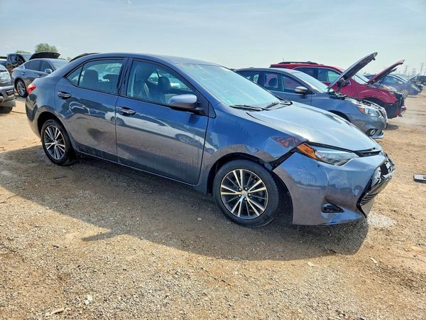 2017 TOYOTA COROLLA