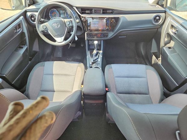 2017 TOYOTA COROLLA