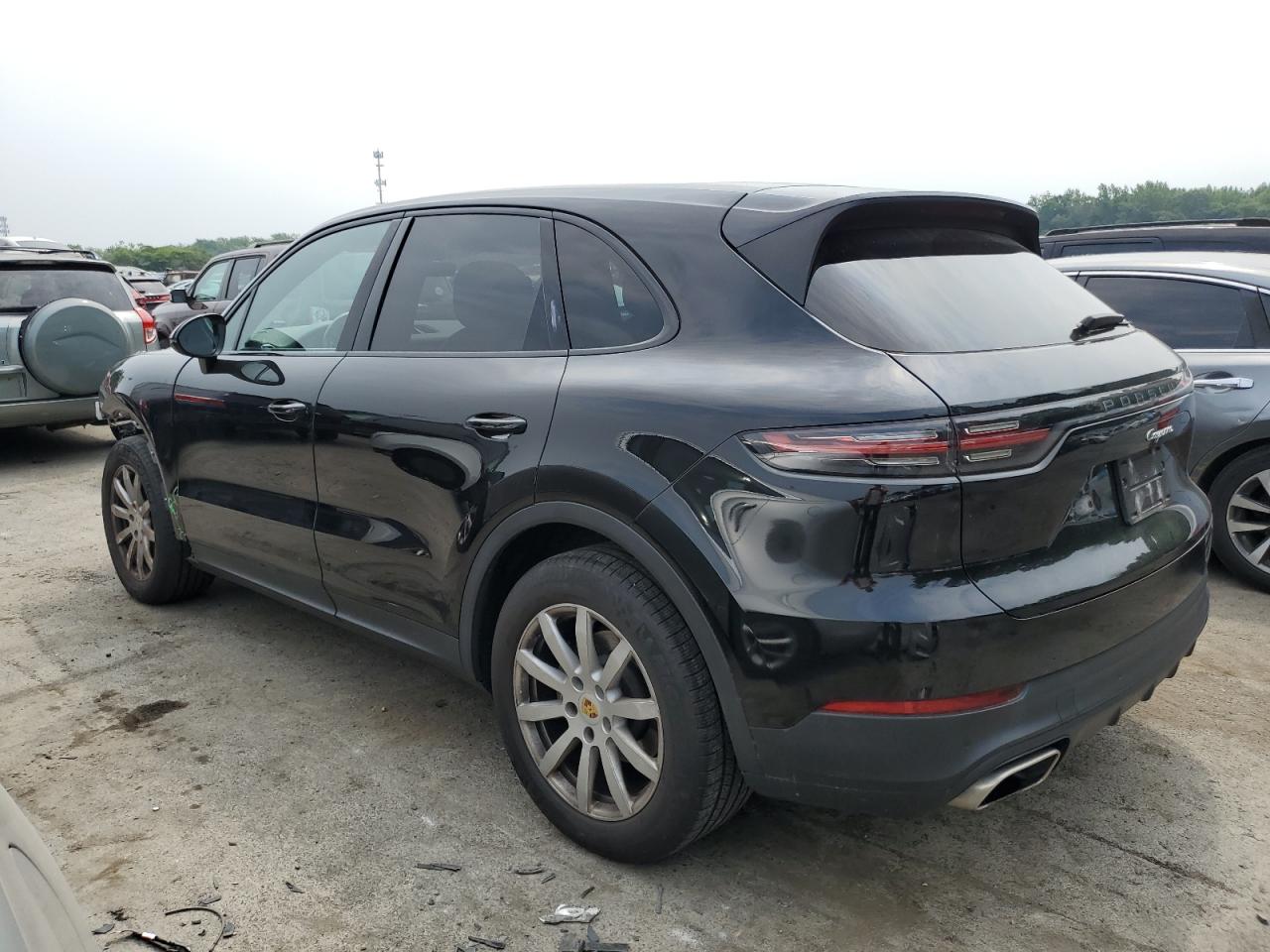 2020 PORSCHE CAYENNE