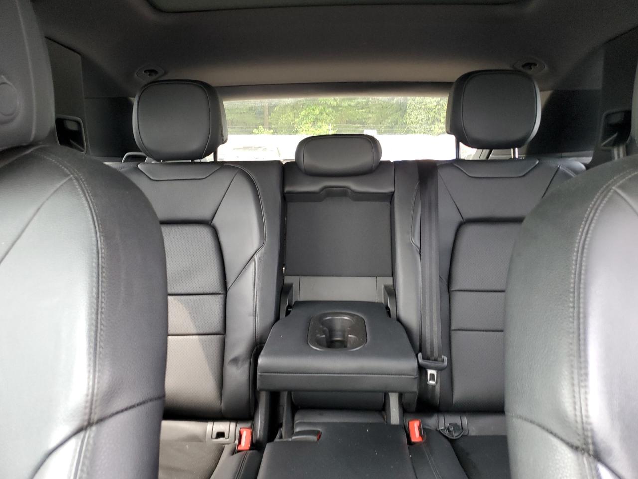 2020 PORSCHE CAYENNE