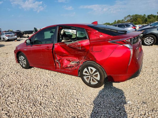 2016 TOYOTA PRIUS