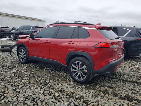 2024 TOYOTA COROLLA CROSS XLE