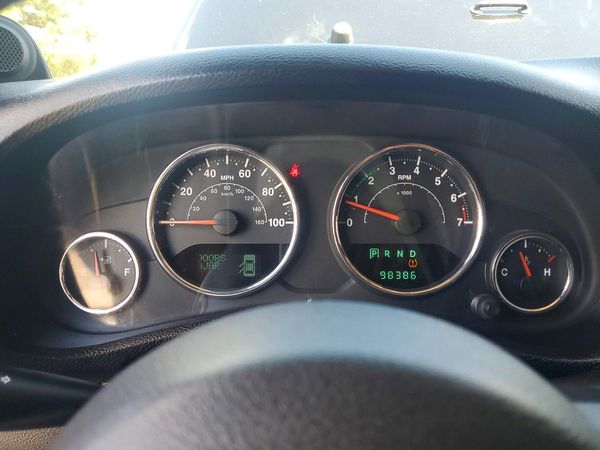 2012 JEEP WRANGLER Sahara