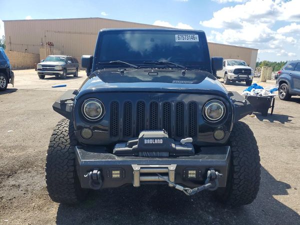 2012 JEEP WRANGLER Sahara