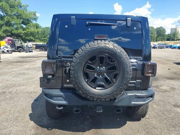 2012 JEEP WRANGLER Sahara