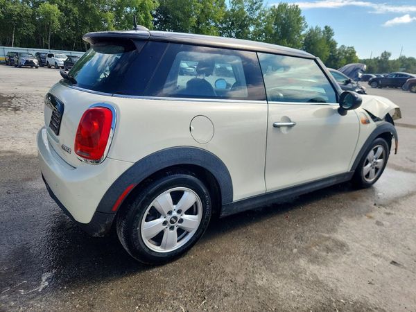 2016 MINI COOPER