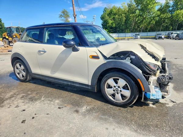 2016 MINI COOPER