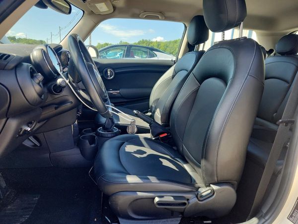 2016 MINI COOPER
