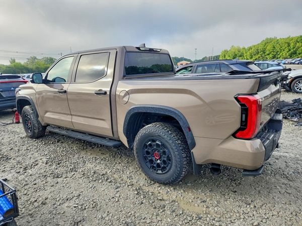 2025 TOYOTA TUNDRA