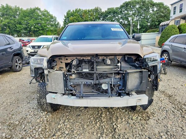 2025 TOYOTA TUNDRA