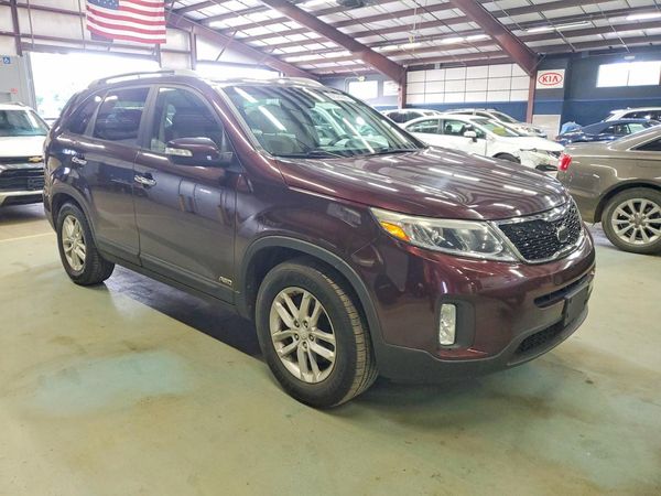 2014 KIA SORENTO Base/ LX
