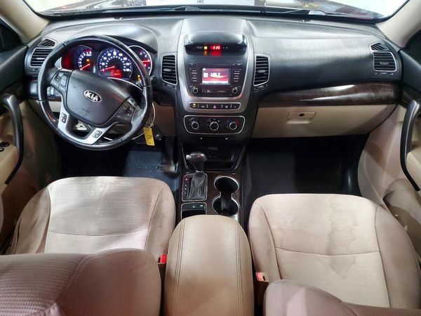 2014 KIA SORENTO Base/ LX