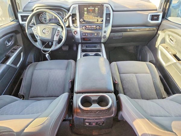 2021 NISSAN TITAN Crew Cab
