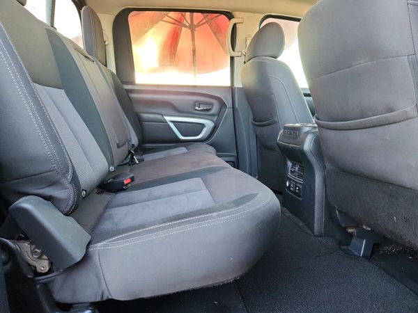 2021 NISSAN TITAN Crew Cab