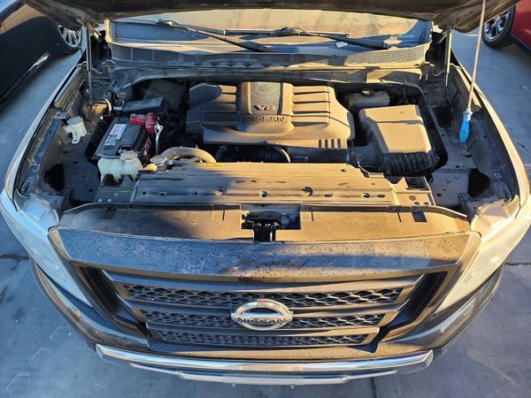 2021 NISSAN TITAN Crew Cab