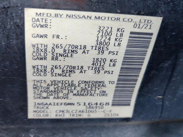 2021 NISSAN TITAN Crew Cab