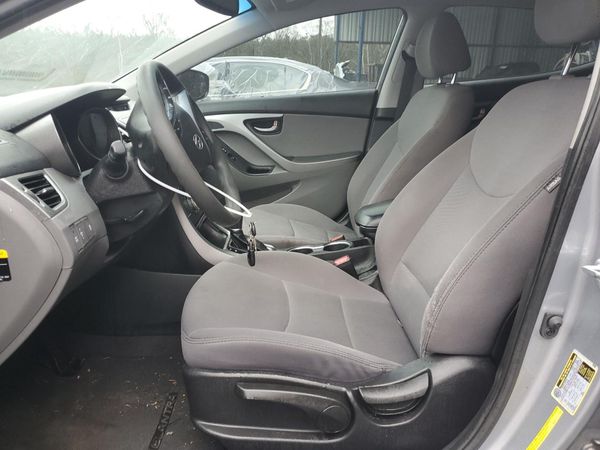 2015 HYUNDAI ELANTRA