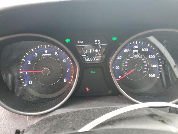 2015 HYUNDAI ELANTRA