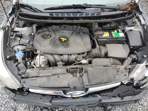 2015 HYUNDAI ELANTRA
