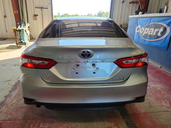 2018 TOYOTA CAMRY LE Hybrid