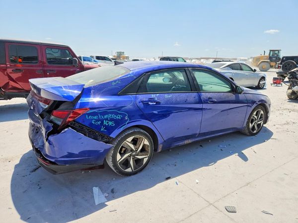 2023 HYUNDAI ELANTRA
