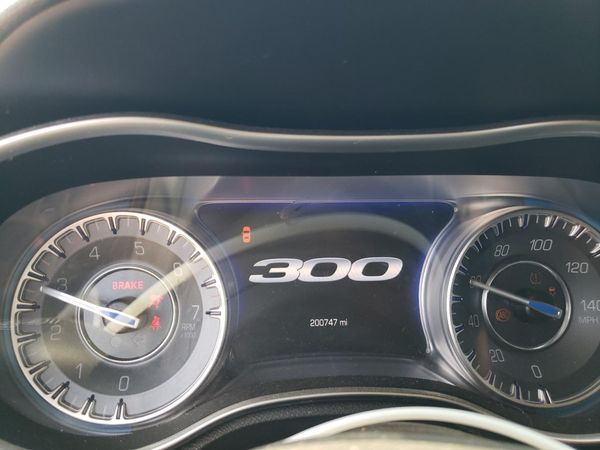 2016 CHRYSLER 300 Limited