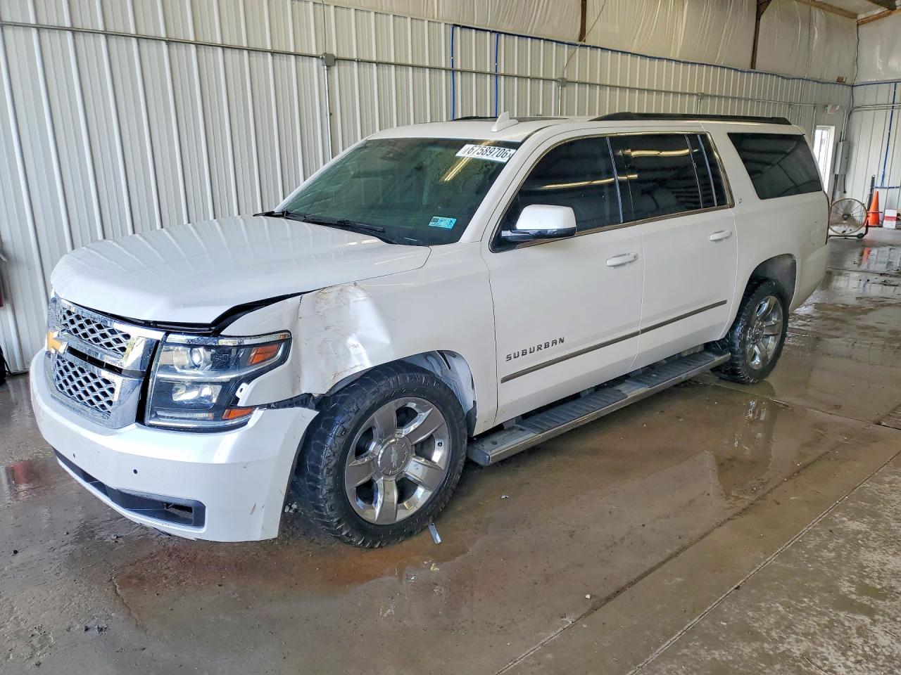 2017 CHEVROLET SUBURBAN LT