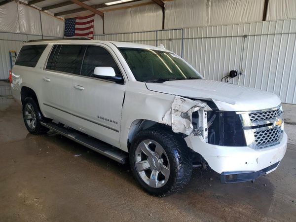 2017 CHEVROLET SUBURBAN LT