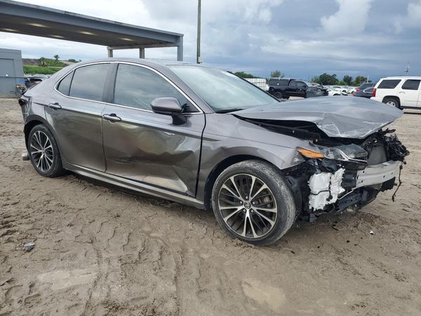 2020 TOYOTA CAMRY