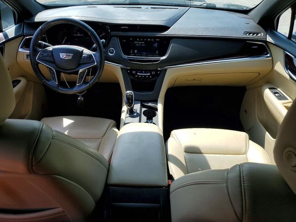 2018 CADILLAC XT5
