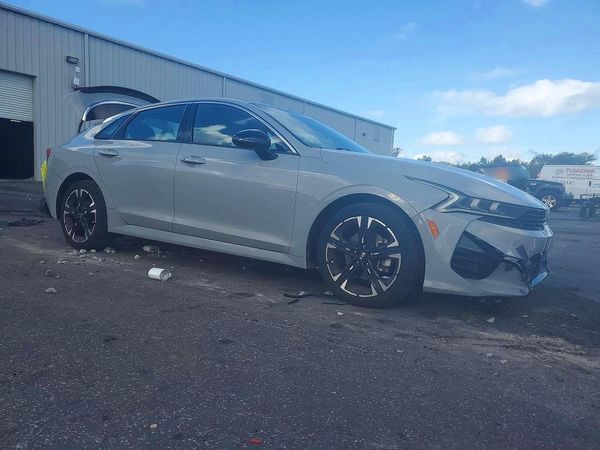 2021 KIA K5