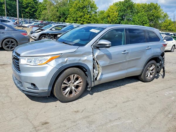 2015 TOYOTA HIGHLANDER