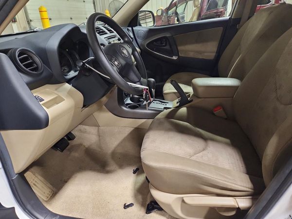 2012 TOYOTA RAV4 Standard