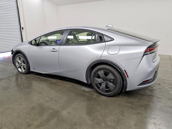 2024 TOYOTA PRIUS