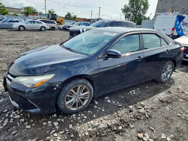 2015 TOYOTA CAMRY